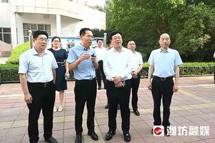 终于！勇士下半场罕见调整首发 维金斯卢尼下 波杰姆库明加上